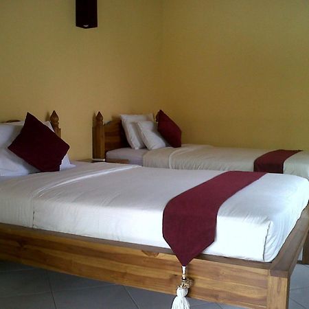 Hotel Mutiara Bali à Candidasa Extérieur photo