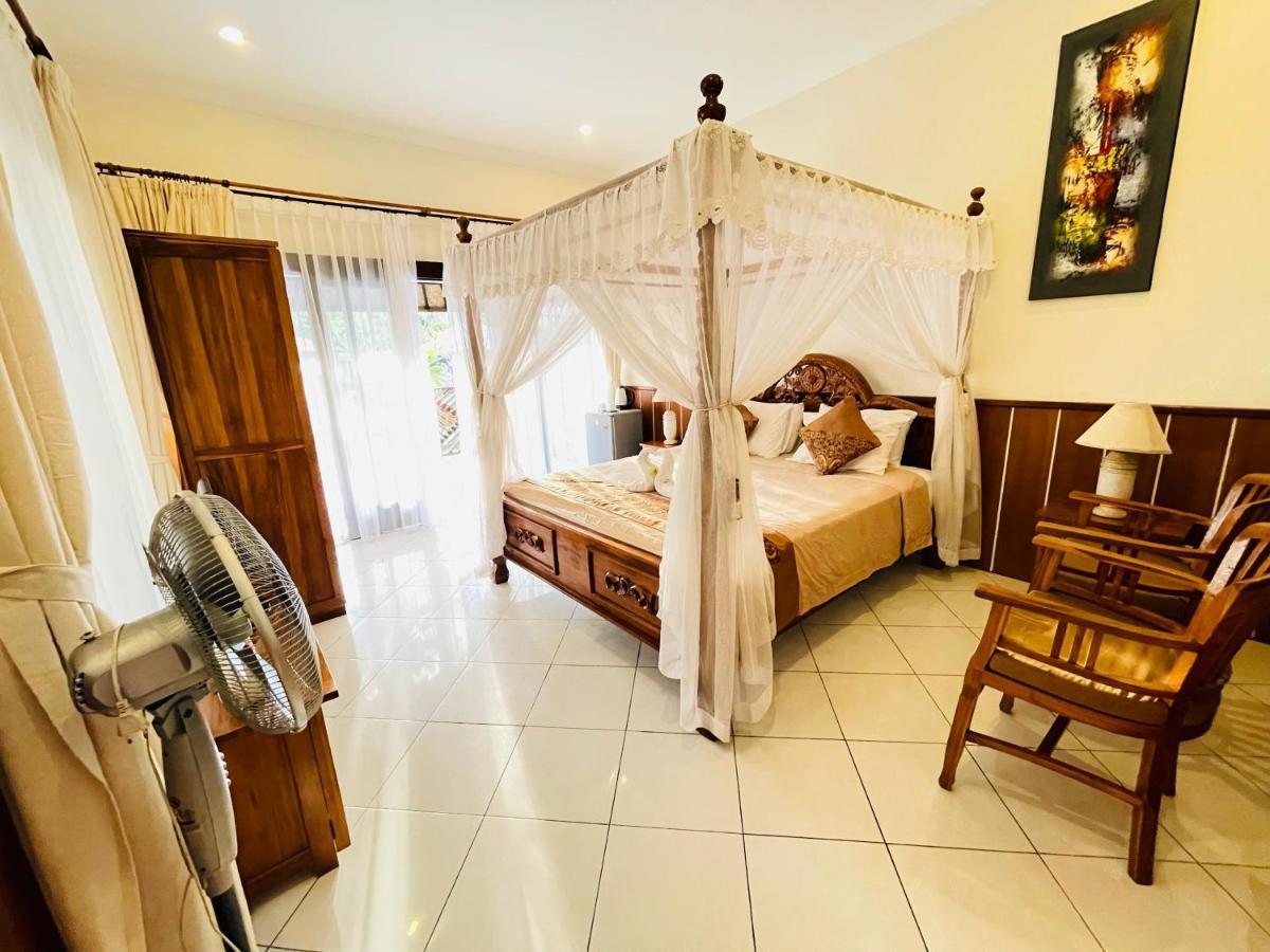 Hotel Mutiara Bali à Candidasa Extérieur photo
