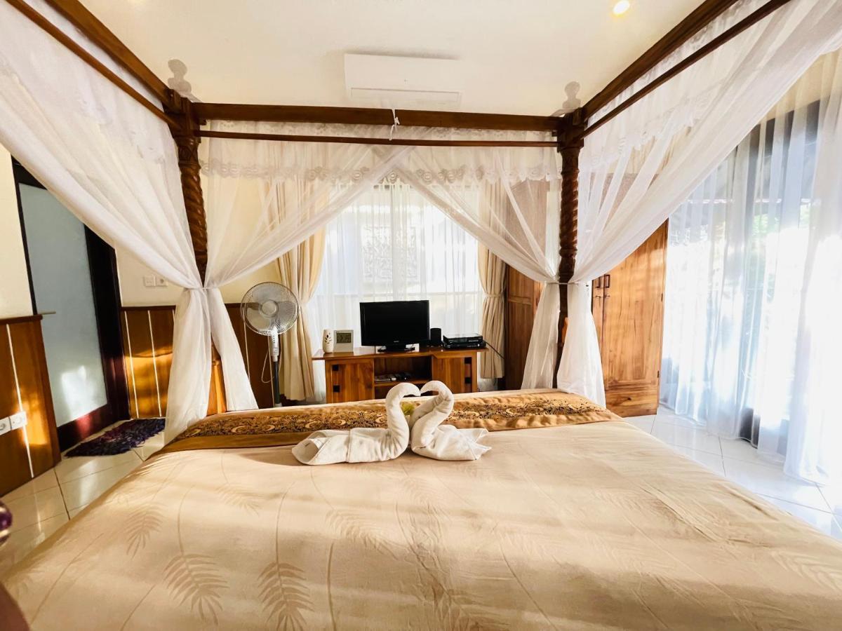 Hotel Mutiara Bali à Candidasa Extérieur photo