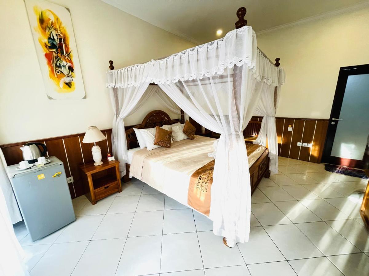 Hotel Mutiara Bali à Candidasa Extérieur photo