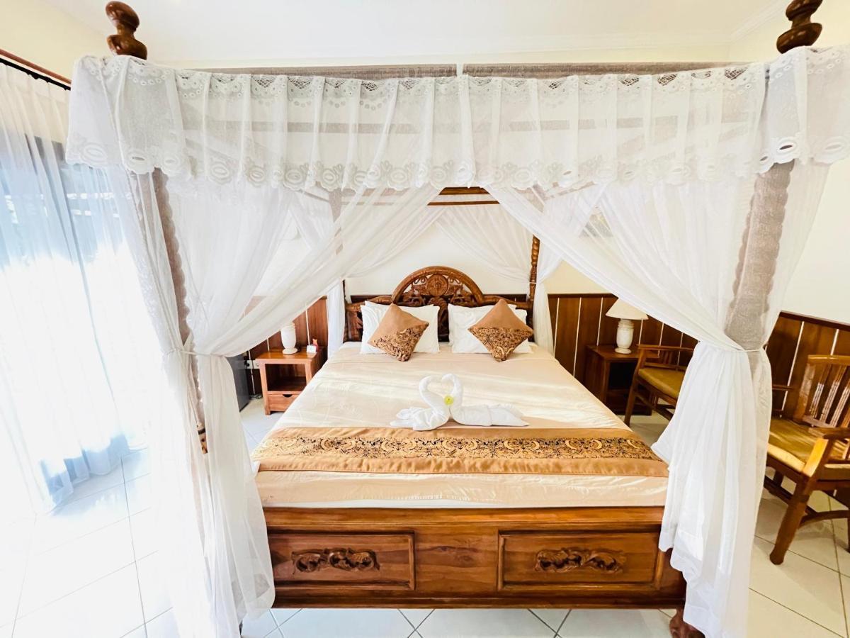 Hotel Mutiara Bali à Candidasa Extérieur photo