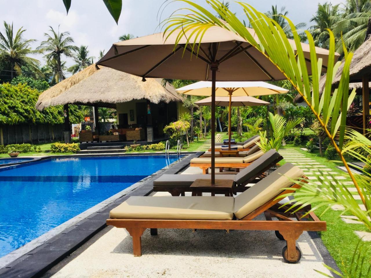 Hotel Mutiara Bali à Candidasa Extérieur photo
