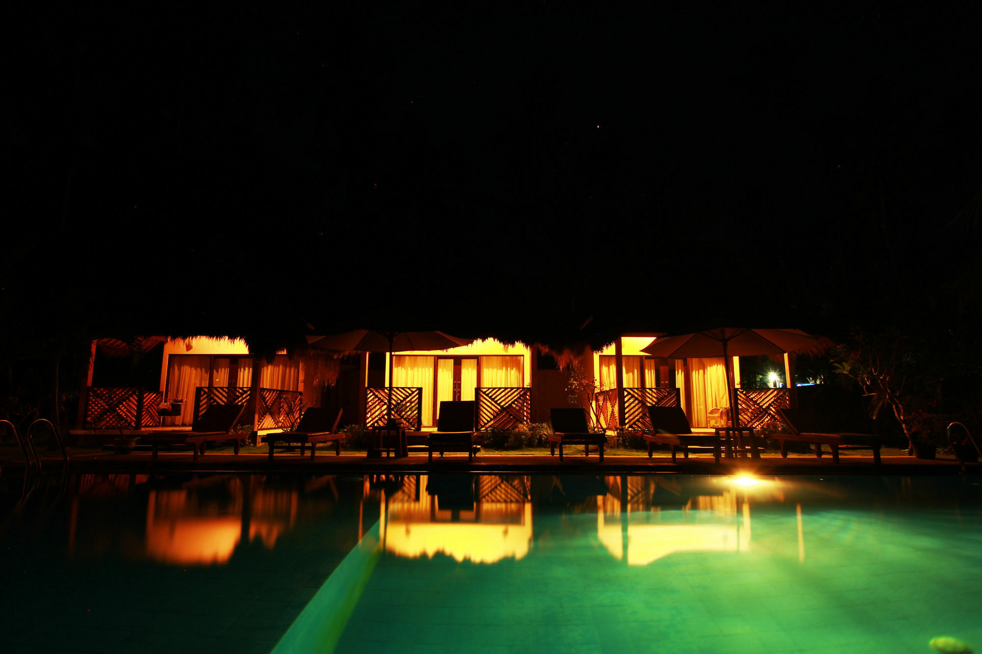 Hotel Mutiara Bali à Candidasa Extérieur photo